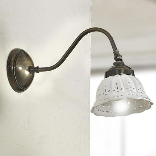 mediteranska nastenna lampa luster keramicka burra s dierami cipkovana kuchyna obyvacka jedalen zavesenie klasicka gazdovska med vintage lampy lameridiana zariadovaci obchod lampovy obchod jedinecne.jpg